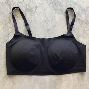 Calvin Klein Invisibles Comfort Lightly Lined Retro Bralette - Medium